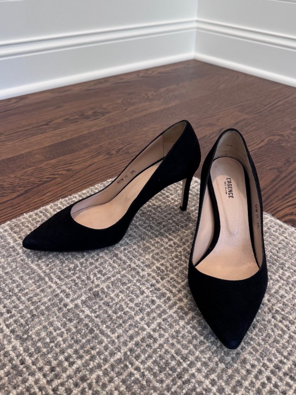 L’AGENCE Black Suede Pointed Toe Stiletto Pumps Size 37.5 / US 7-7.5